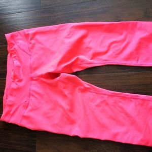 Brooks capri pants